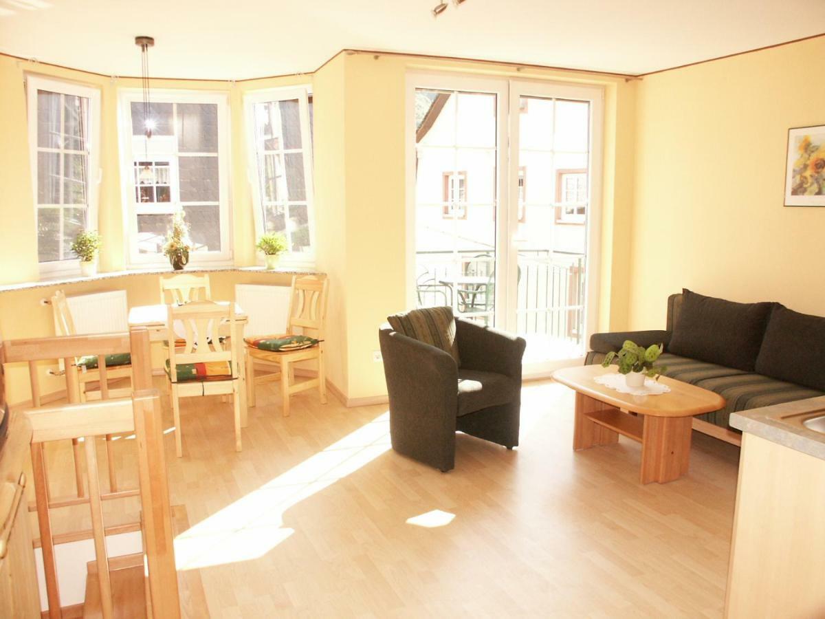 Gutshof Zenz Apartamento Ediger-Eller Exterior foto